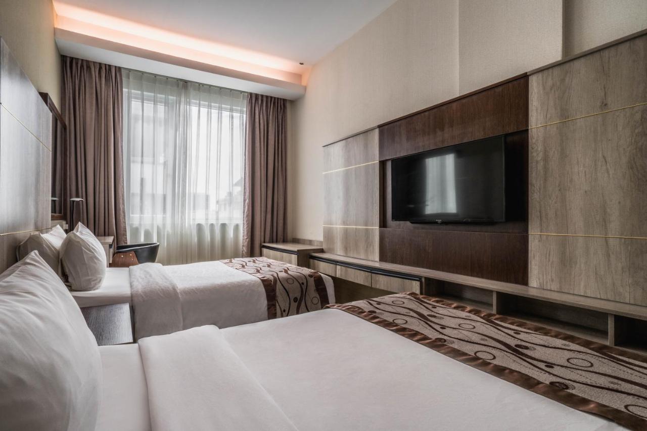 Ano Hotel Мири Экстерьер фото